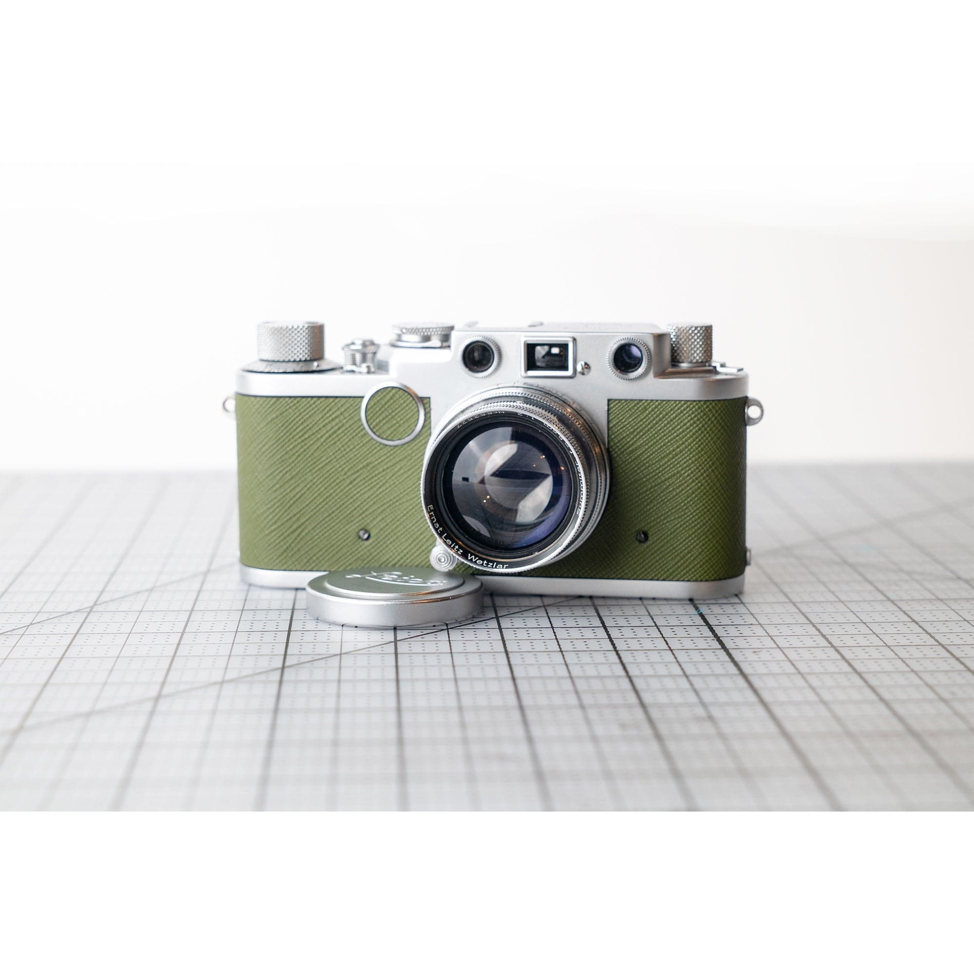 Leica Barnack with a Studio Jebi leather cover